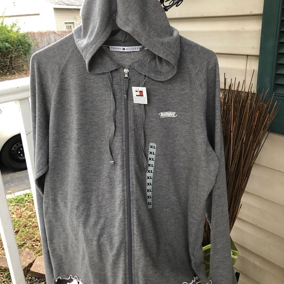 Tommy Hilfiger gray Sweater - Picture 3 of 5